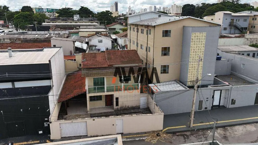 Sobrado, 4 quartos, 272 m² - Foto 2