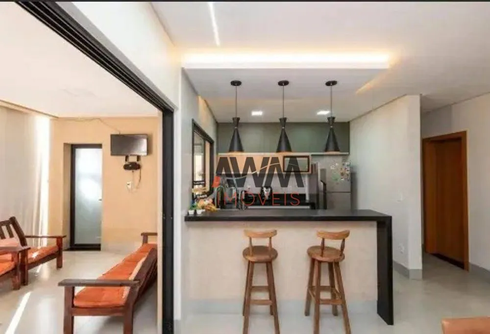 Sobrado, 4 quartos, 242 m² - Foto 2