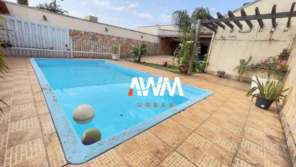Casa, 3 quartos, 225 m² - Foto 16