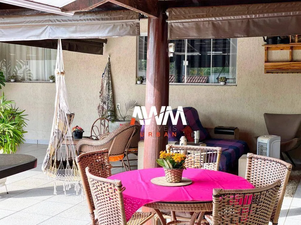 Casa, 3 quartos, 225 m² - Foto 2