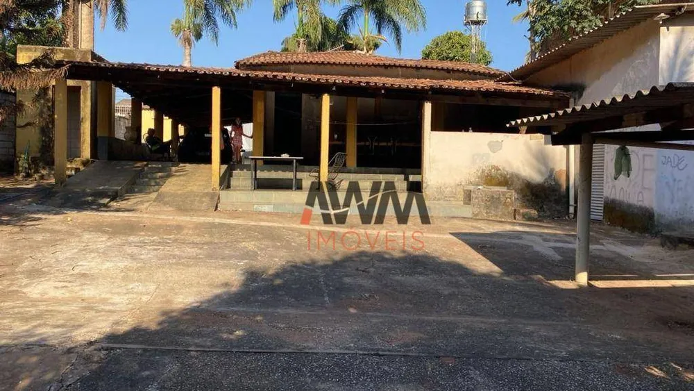 Chácara, 3 quartos, 1269 m² - Foto 1