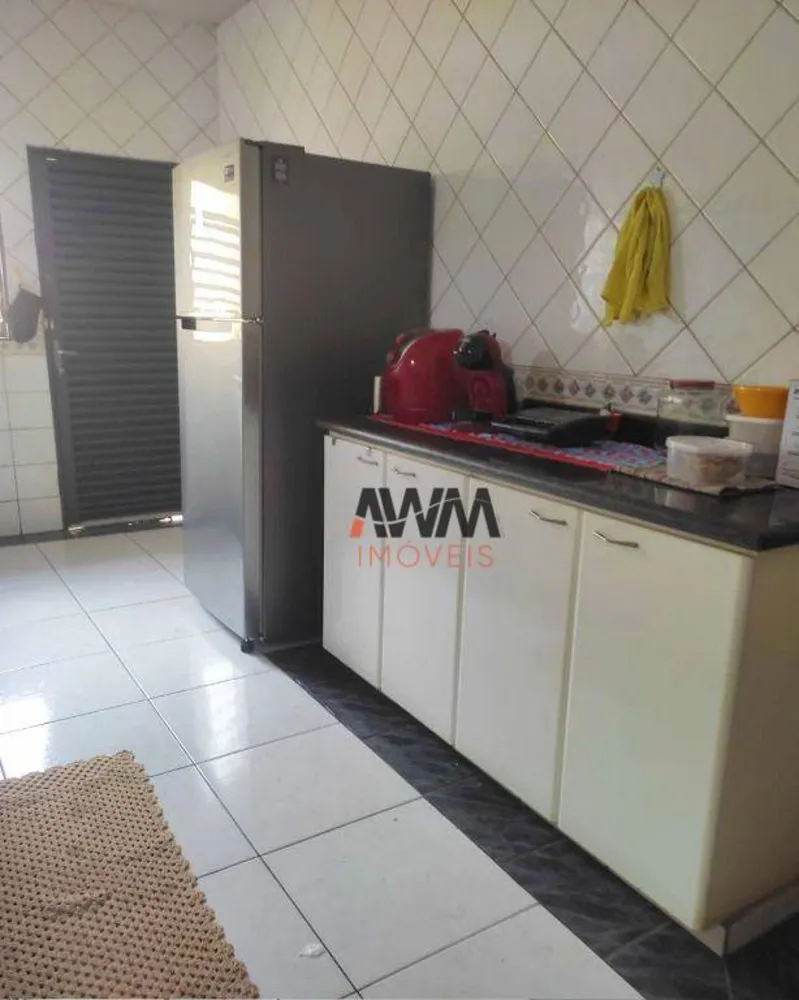 Casa, 3 quartos, 250 m² - Foto 8