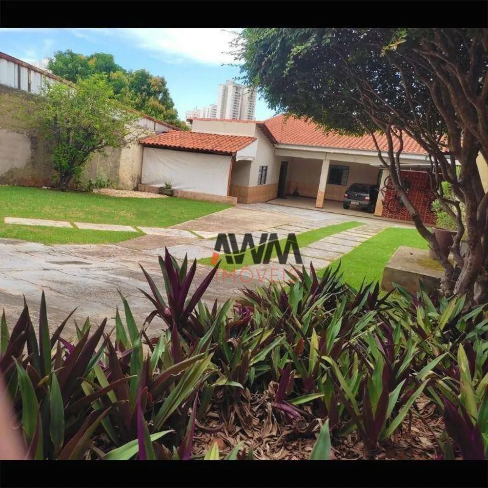 Casa, 3 quartos, 250 m² - Foto 1