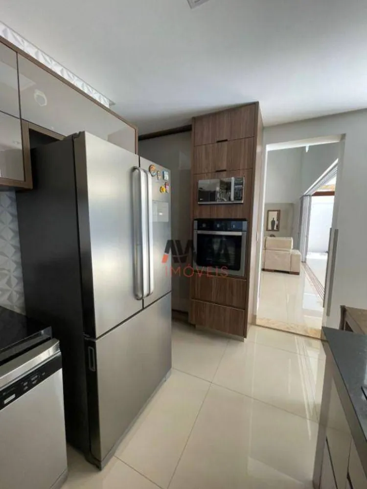 Sobrado, 3 quartos, 269 m² - Foto 13