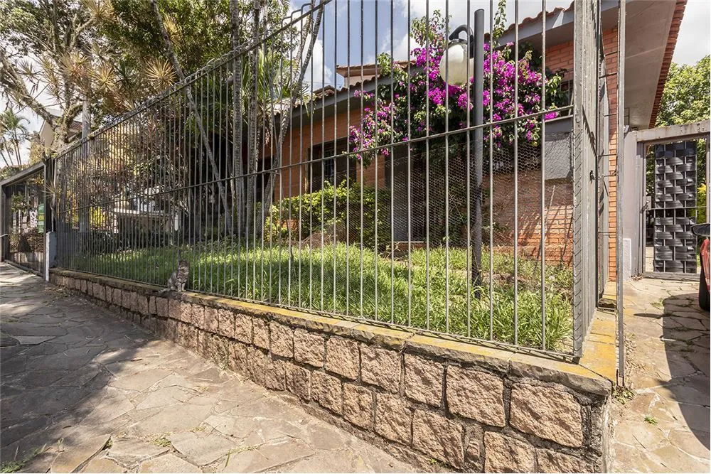 Casa, 4 quartos, 250 m² - Foto 3