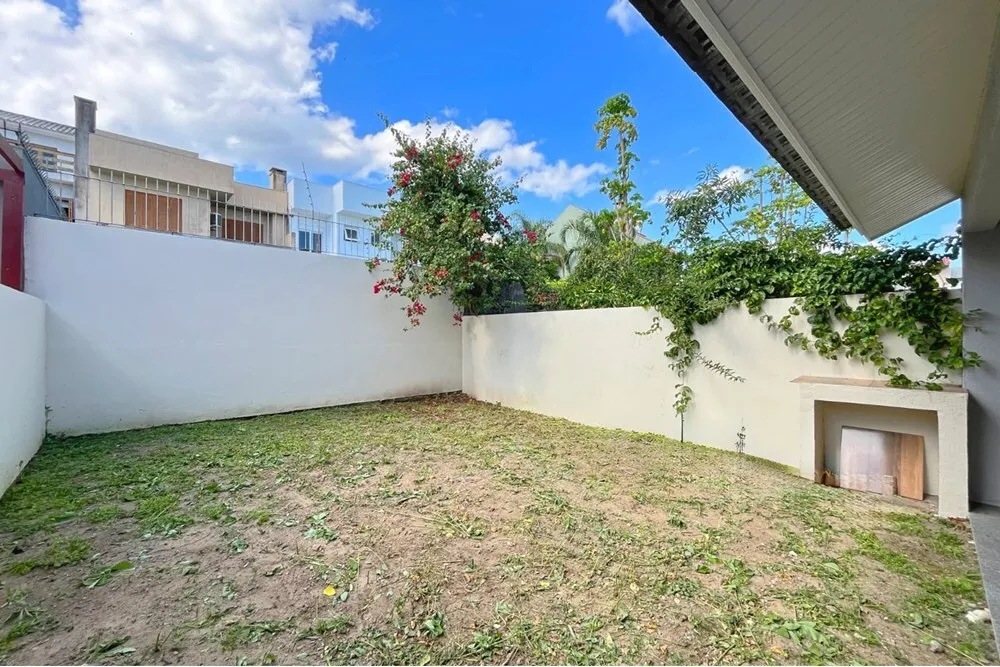 Casa, 3 quartos, 230 m² - Foto 3