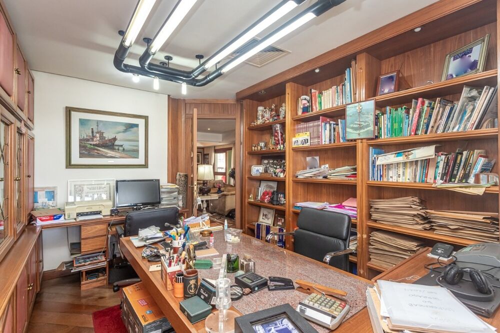 Apartamento à venda com 4 quartos, 353m² - Foto 2