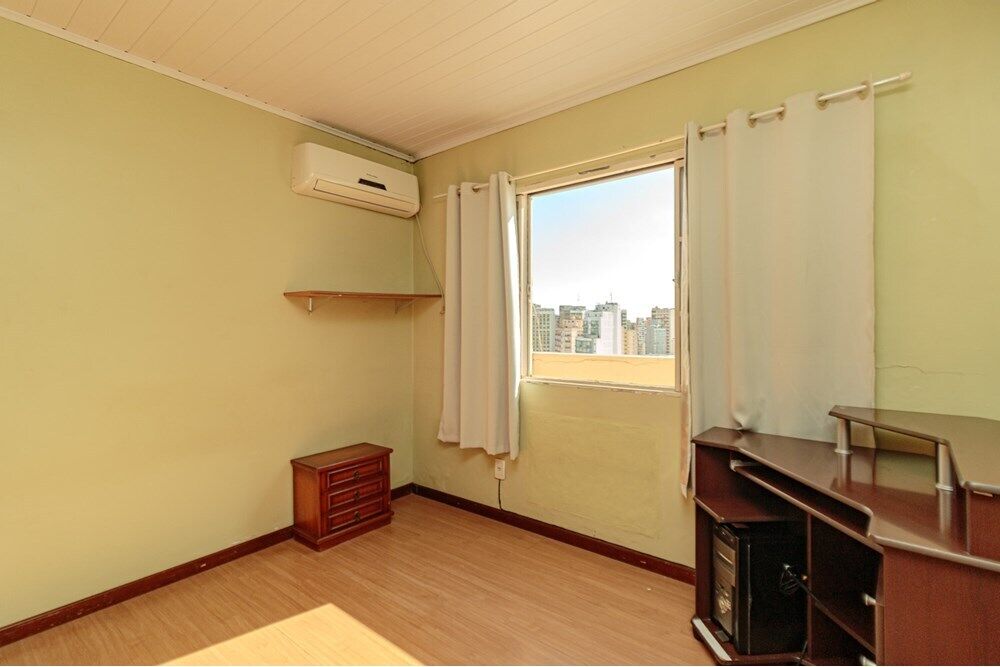 Apartamento à venda com 2 quartos, 110m² - Foto 1