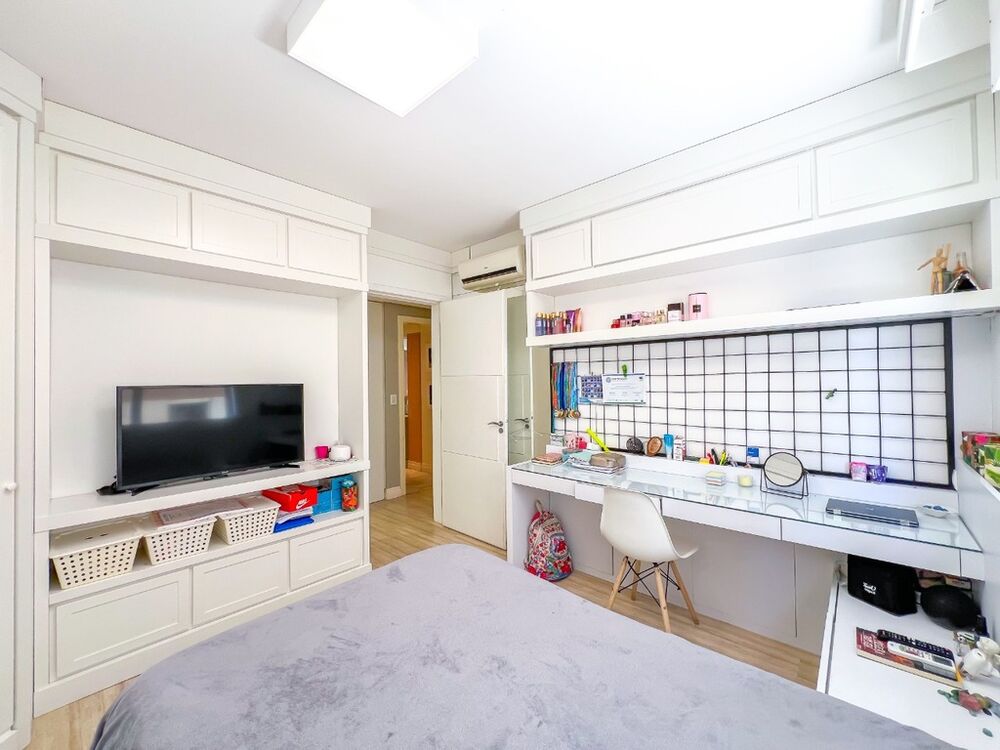 Apartamento à venda com 3 quartos, 143m² - Foto 5