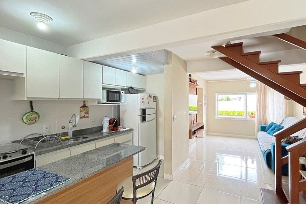 Casa à venda com 3 quartos, 144m² - Foto 6