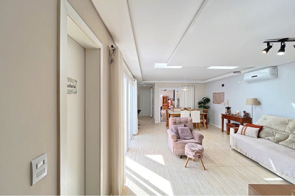 Casa à venda com 3 quartos, 154m² - Foto 6