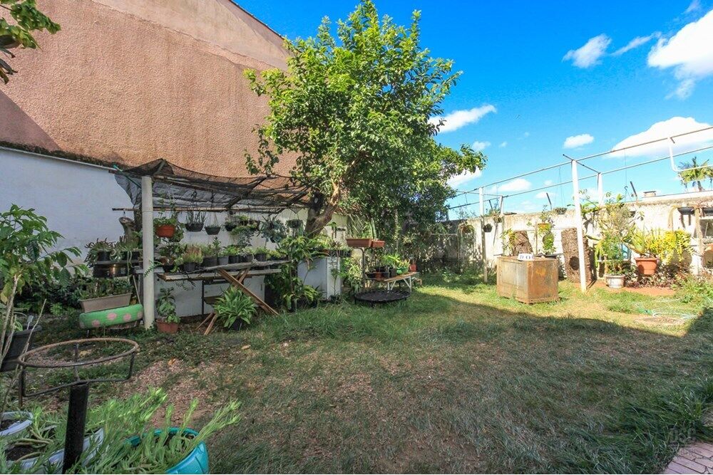 Casa à venda com 5 quartos, 254m² - Foto 4