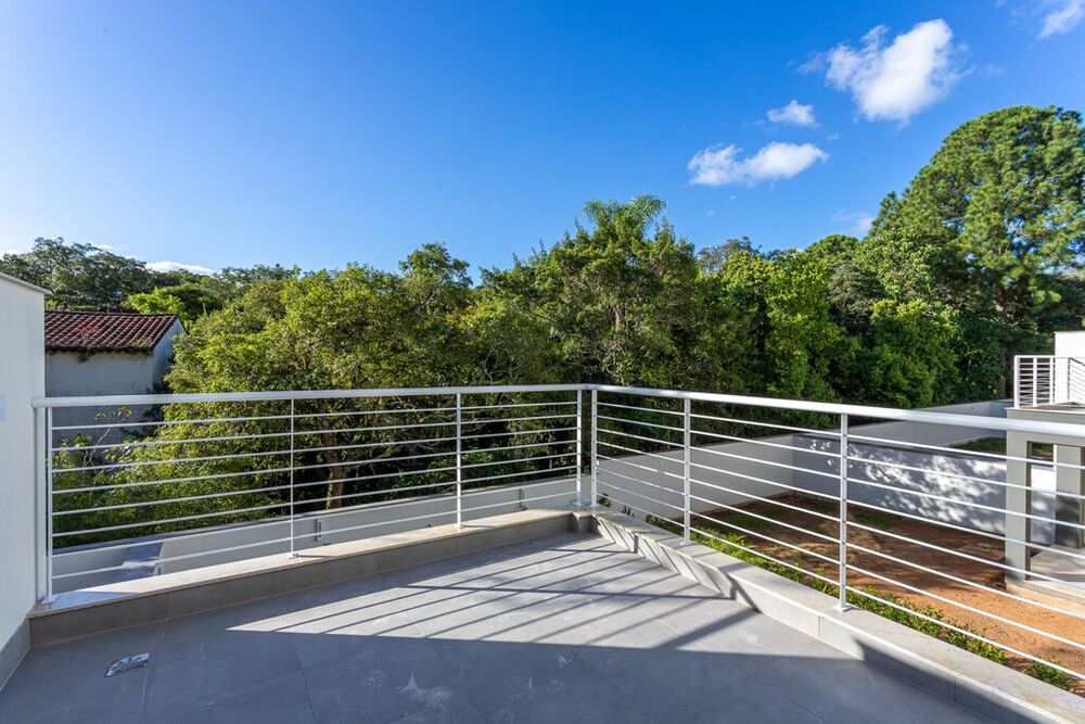 Casa de Condomínio à venda com 3 quartos, 494m² - Foto 2