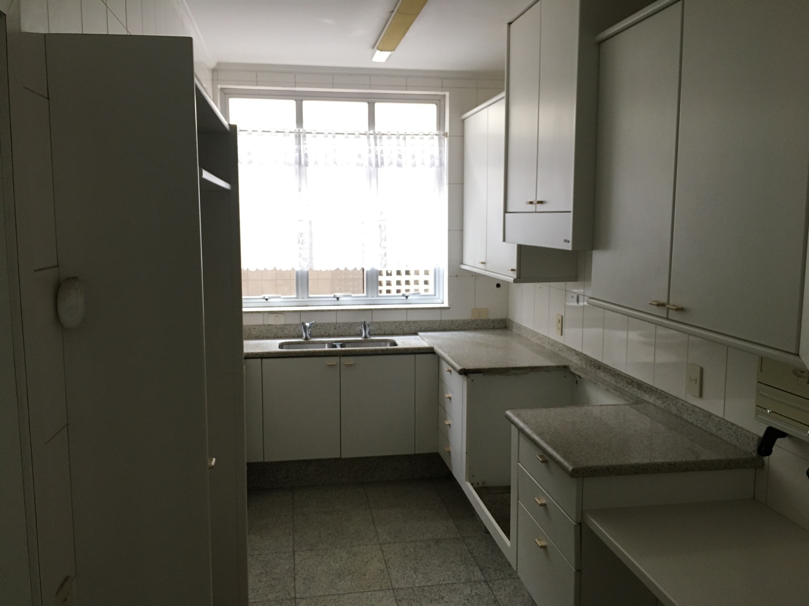 Casa à venda com 3 quartos, 400m² - Foto 13