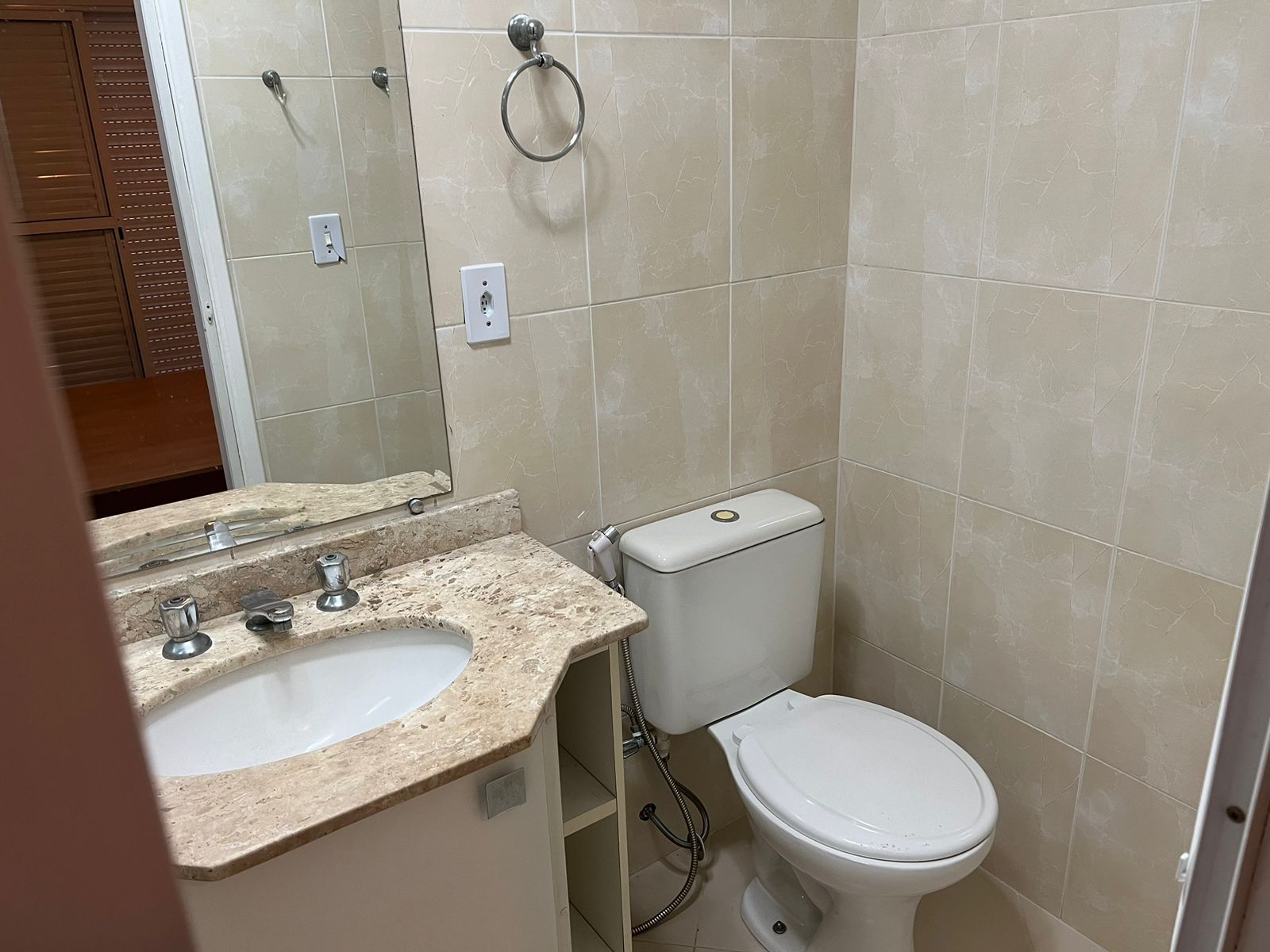 Apartamento para alugar com 3 quartos, 82m² - Foto 15