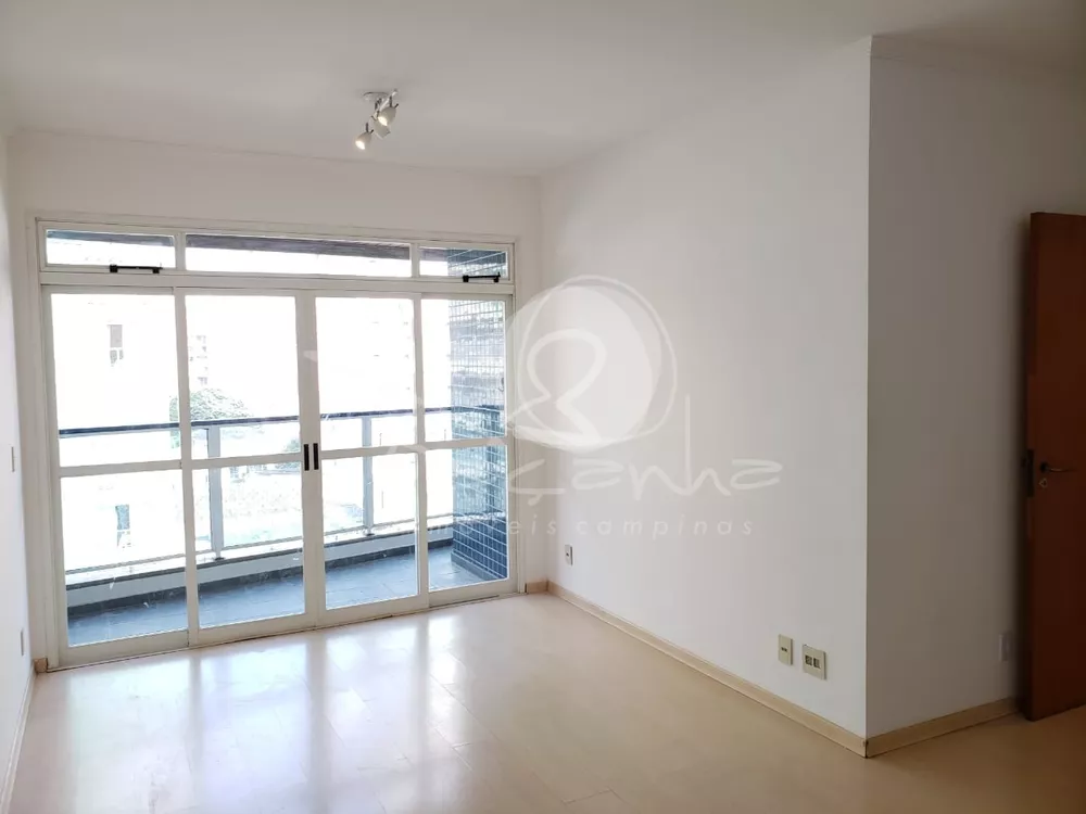 Apartamento à venda com 3 quartos, 100m² - Foto 1