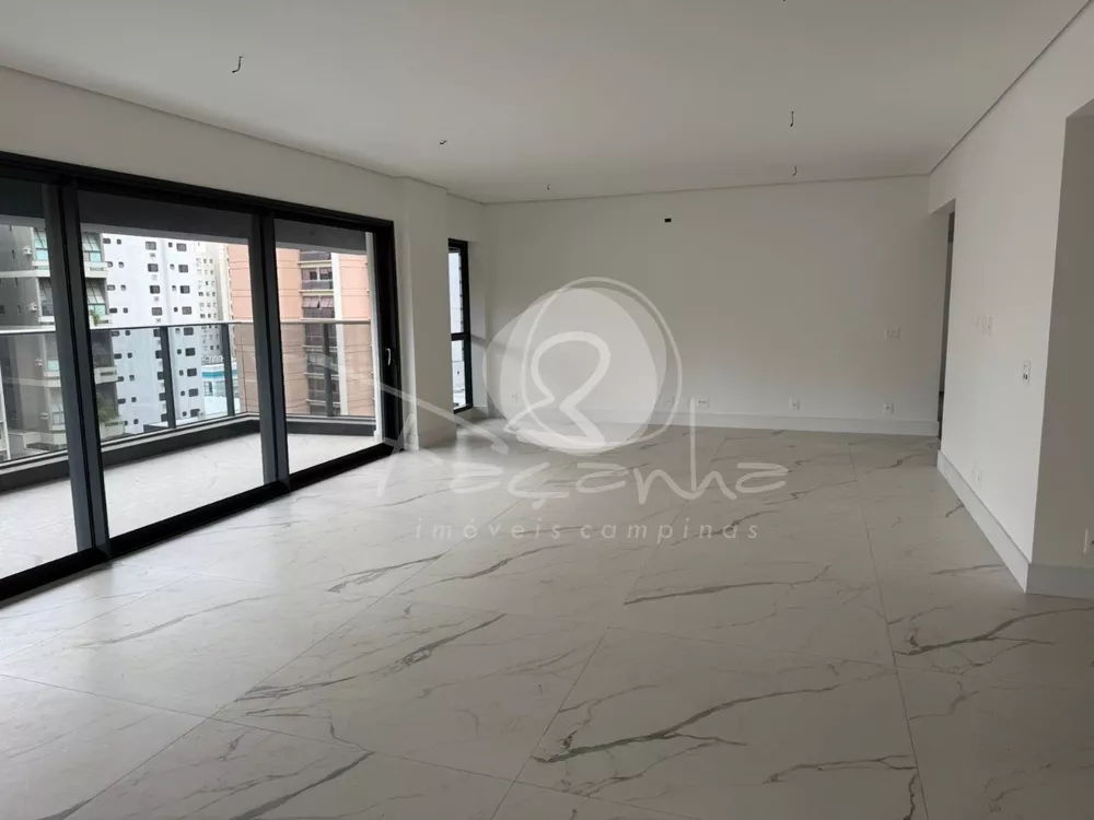 Apartamento à venda com 3 quartos, 190m² - Foto 1