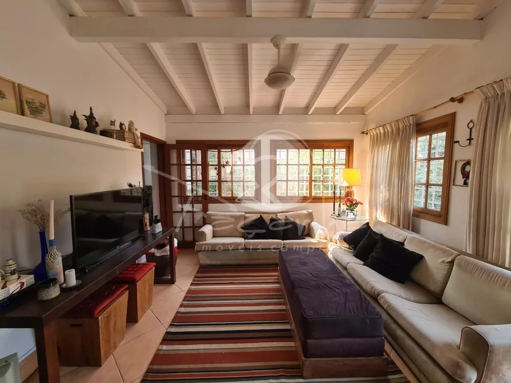 Casa de Condomínio à venda com 4 quartos, 180m² - Foto 1