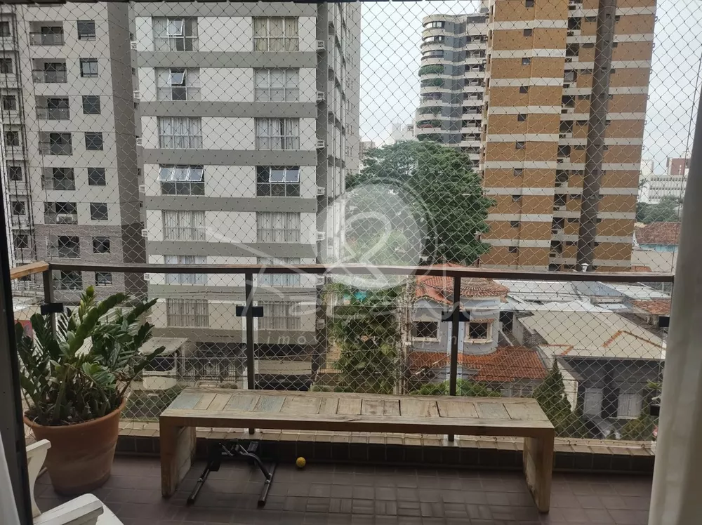 Apartamento à venda com 3 quartos, 140m² - Foto 4