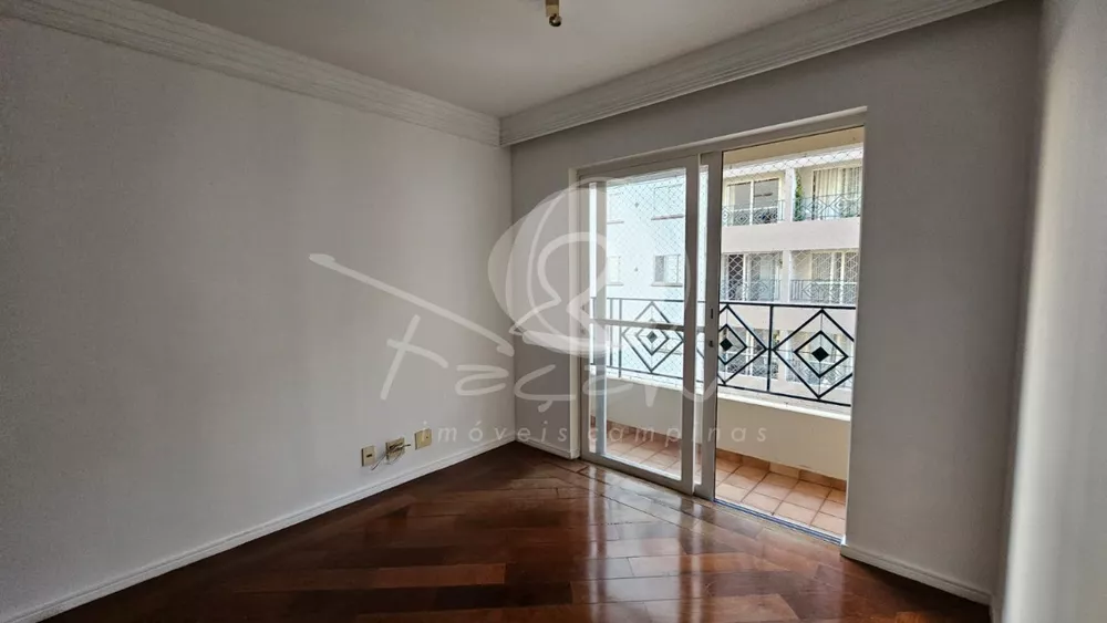 Apartamento à venda com 3 quartos, 74m² - Foto 2