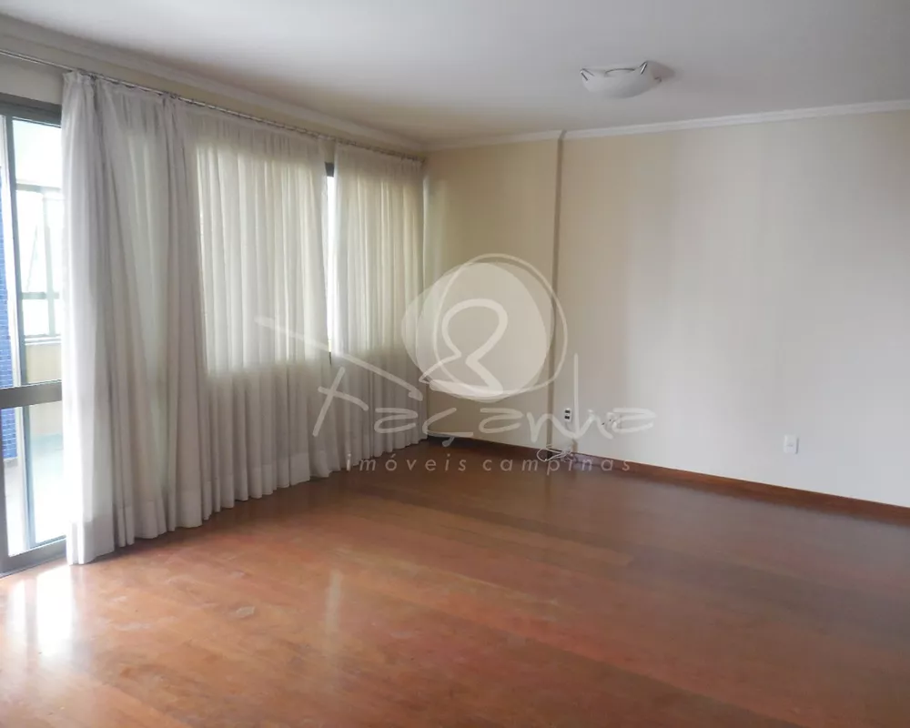 Apartamento à venda com 4 quartos, 220m² - Foto 1