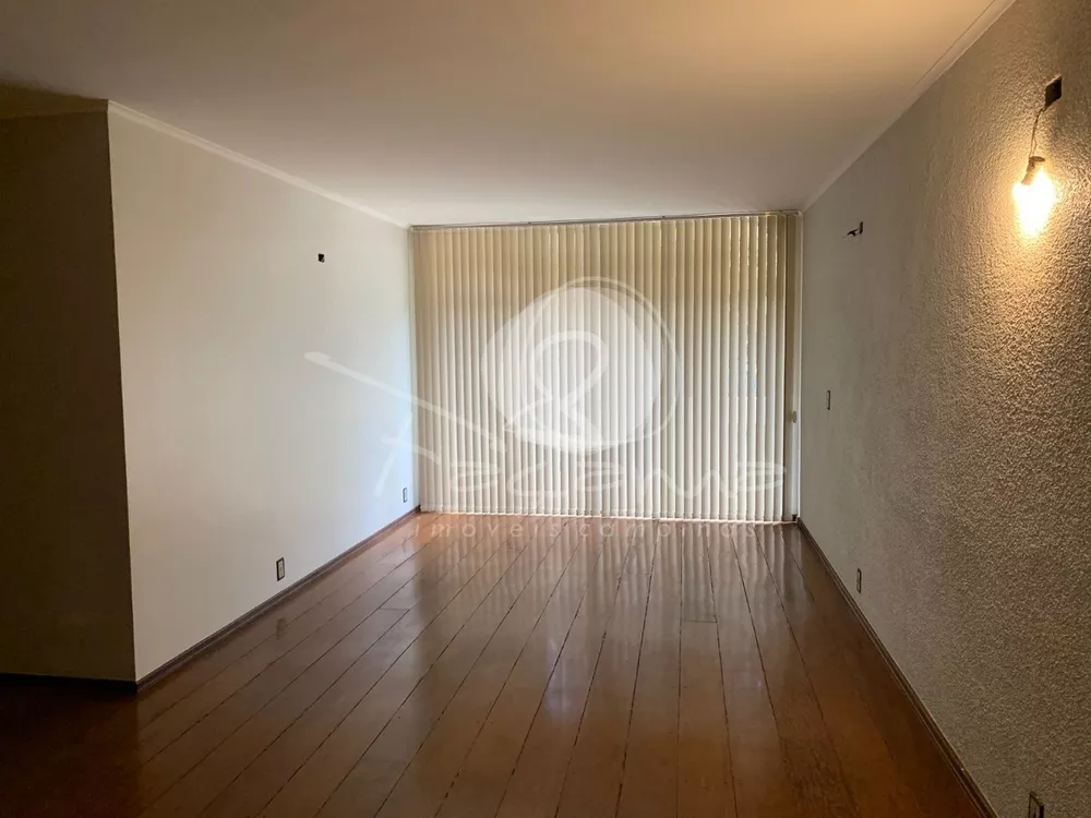 Apartamento à venda com 3 quartos, 170m² - Foto 2