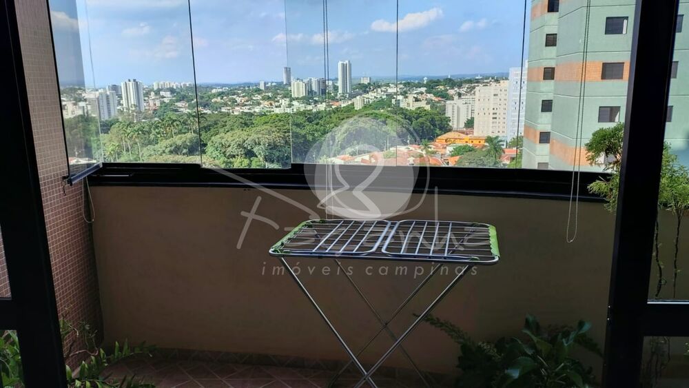 Apartamento à venda com 3 quartos, 143m² - Foto 2