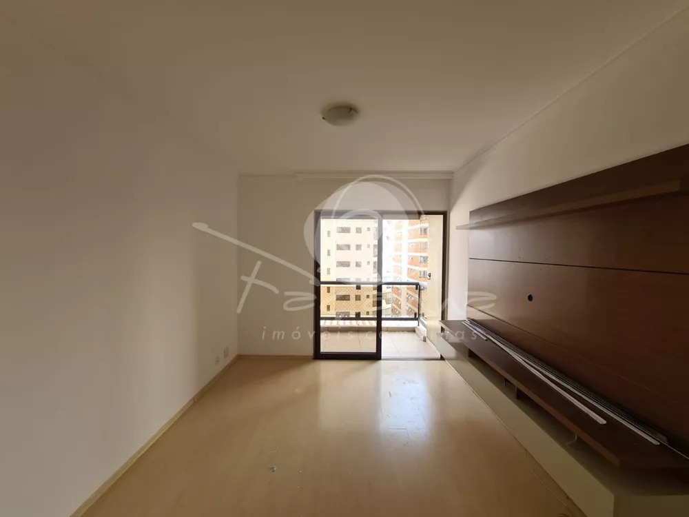 Apartamento à venda com 3 quartos, 119m² - Foto 2