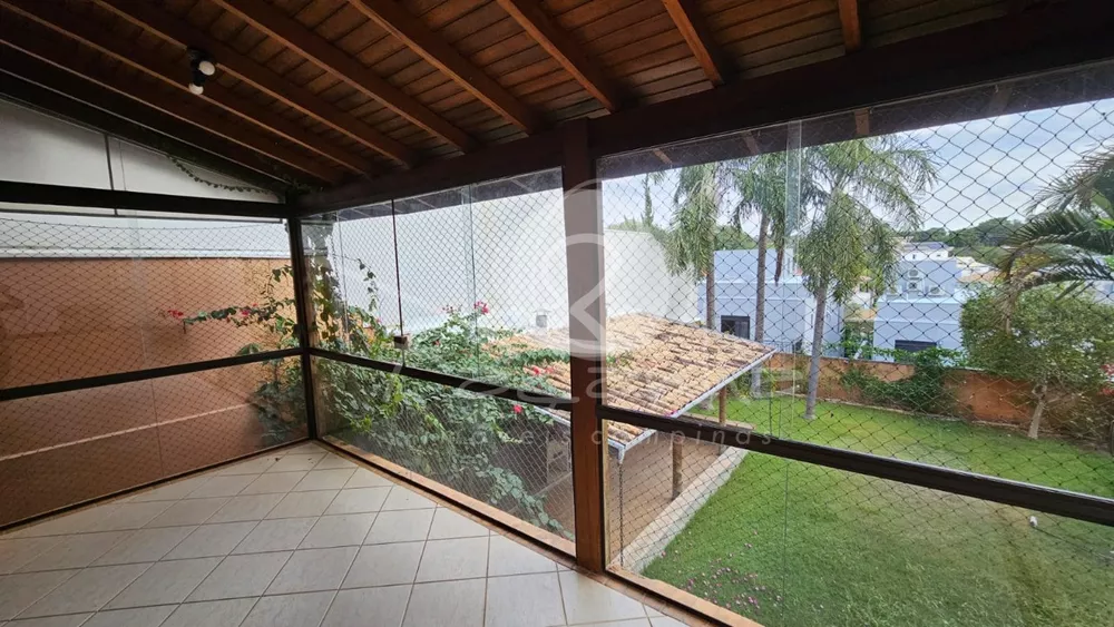 Casa de Condomínio à venda com 4 quartos, 320m² - Foto 2