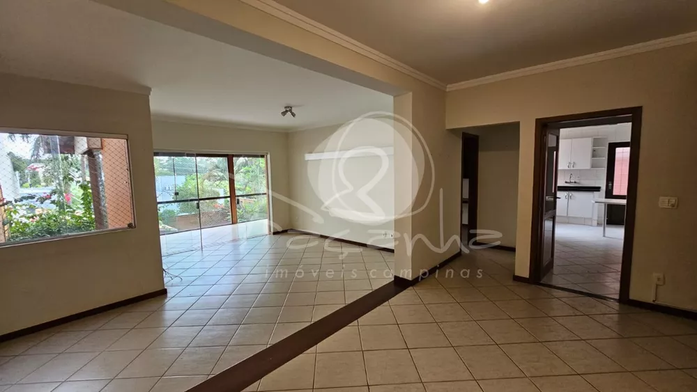 Casa de Condomínio à venda com 4 quartos, 320m² - Foto 1