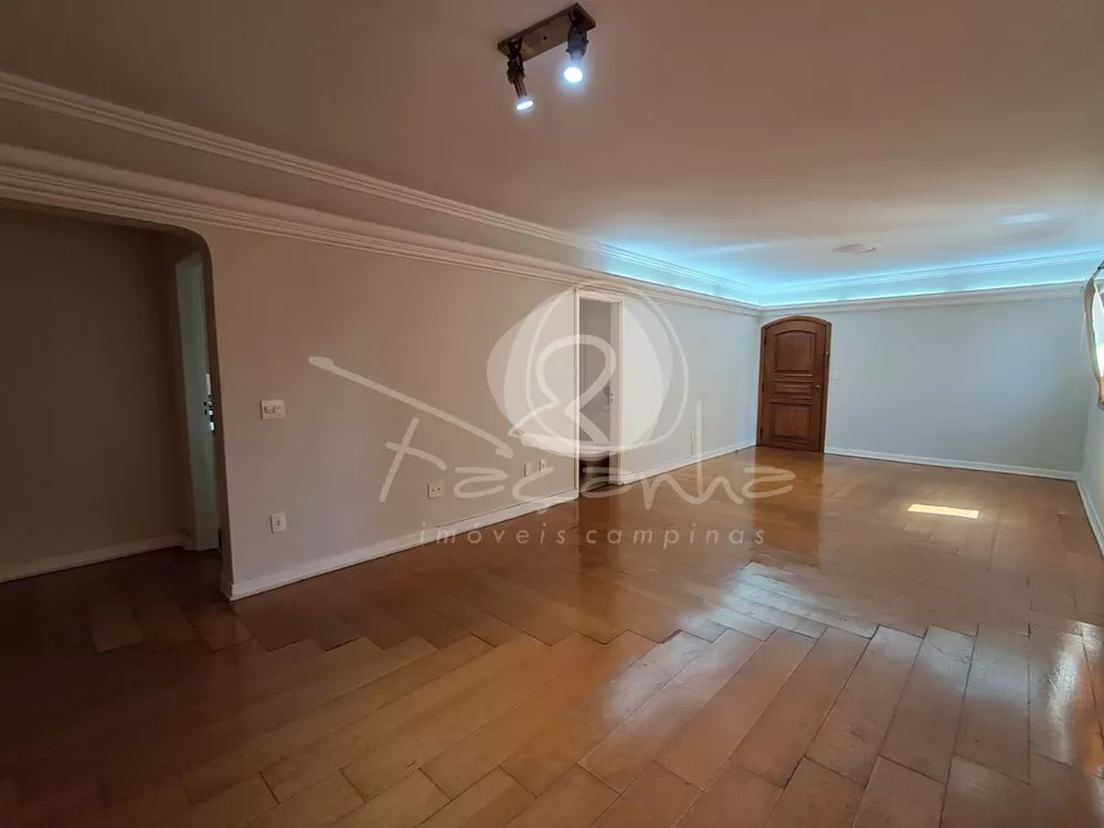 Apartamento à venda com 3 quartos, 153m² - Foto 2