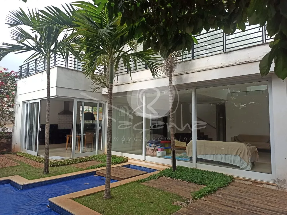 Casa de Condomínio à venda com 4 quartos, 560m² - Foto 1