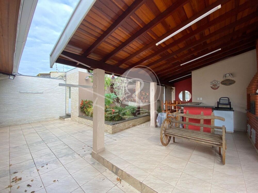 Casa, 3 quartos, 216 m² - Foto 3