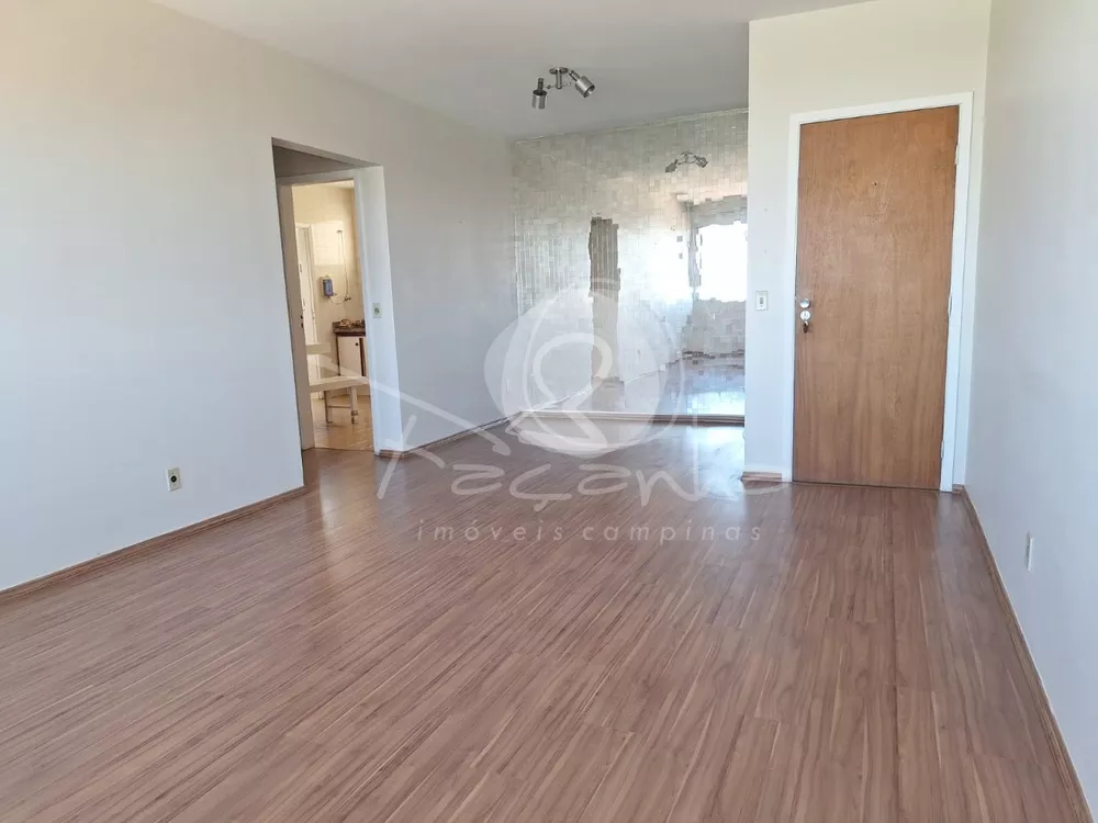 Apartamento à venda com 3 quartos, 125m² - Foto 2