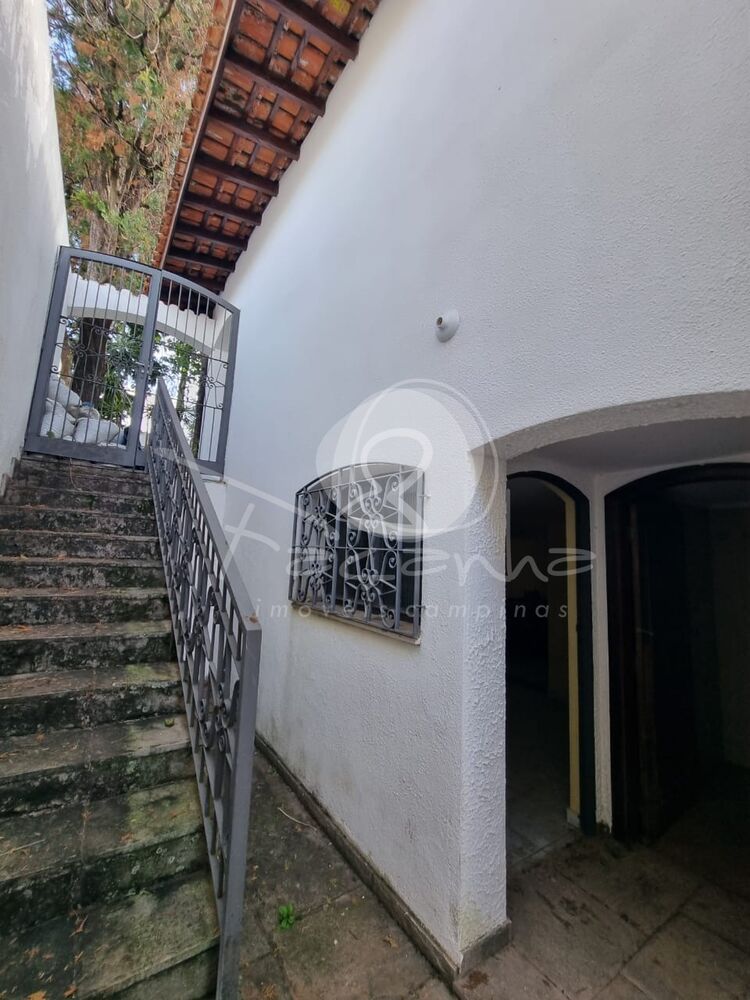 Sobrado à venda com 6 quartos, 391m² - Foto 2