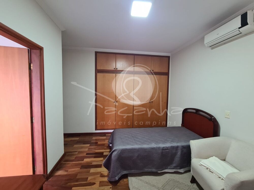 Casa, 4 quartos, 241 m² - Foto 2