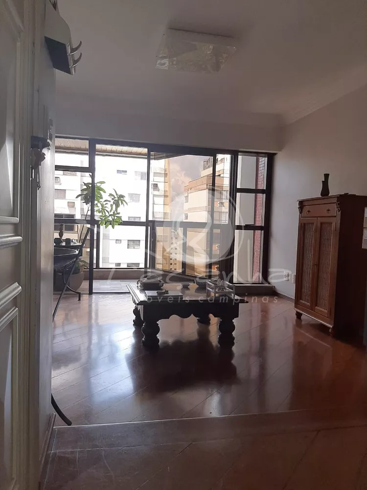 Apartamento à venda com 3 quartos, 146m² - Foto 1