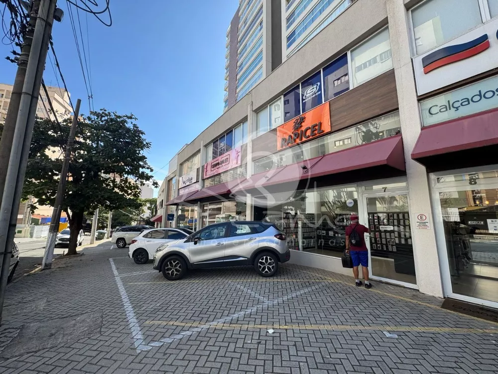 Sala-Conjunto, 688 m² - Foto 2