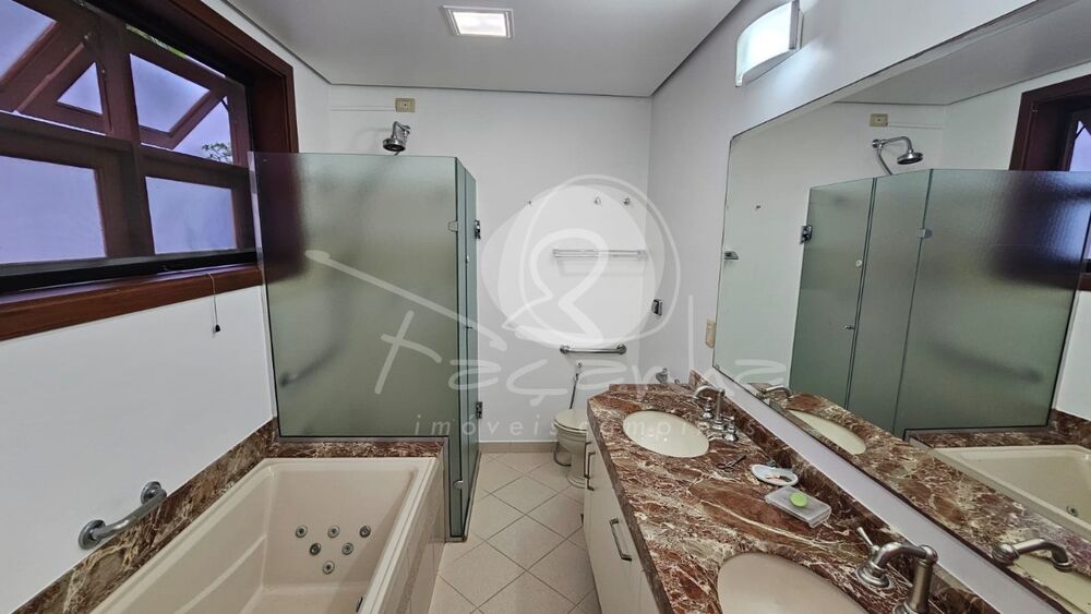 Casa de Condomínio à venda com 4 quartos, 328m² - Foto 1