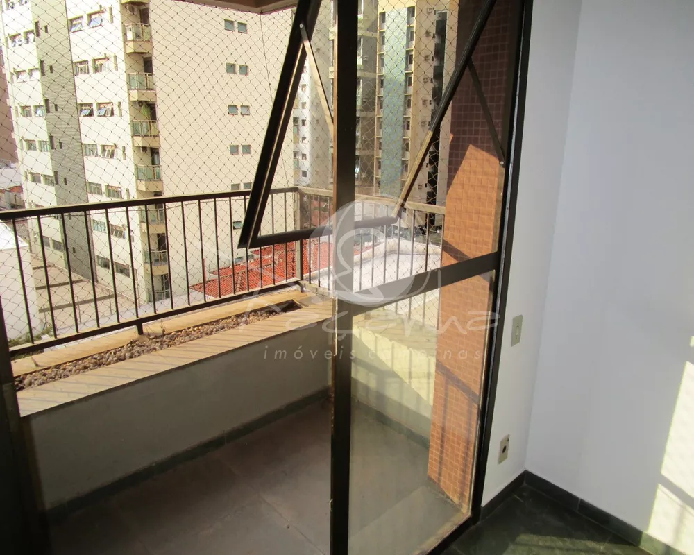 Apartamento à venda com 3 quartos, 110m² - Foto 4