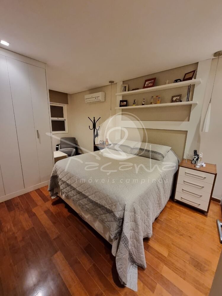 Casa de Condomínio à venda com 4 quartos, 358m² - Foto 1