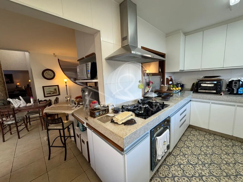 Casa, 3 quartos, 310 m² - Foto 2