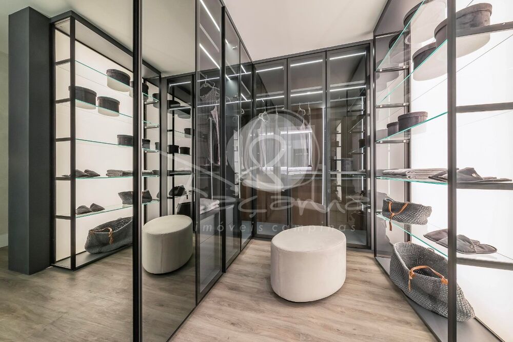 Apartamento, 3 quartos, 188 m² - Foto 1