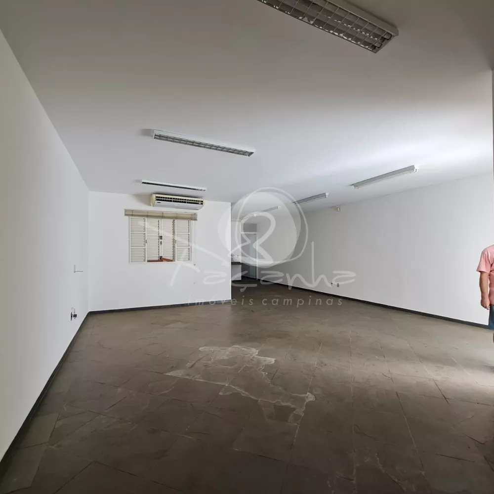 Sobrado à venda com 3 quartos, 180m² - Foto 2