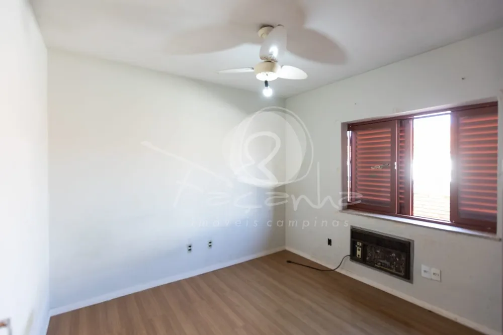 Casa, 3 quartos, 233 m² - Foto 3
