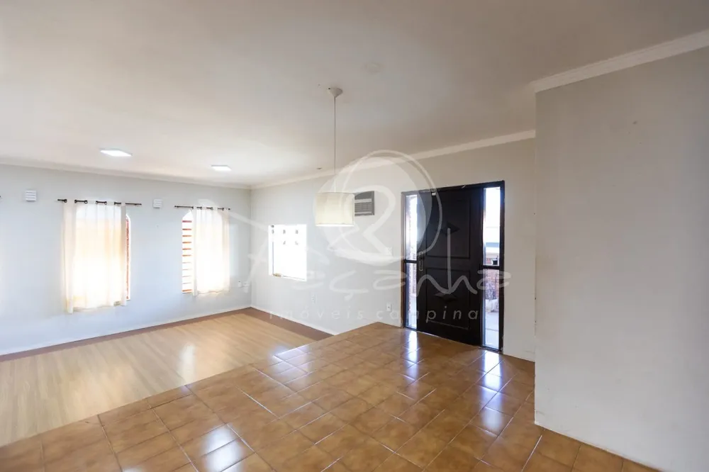 Casa, 3 quartos, 233 m² - Foto 2