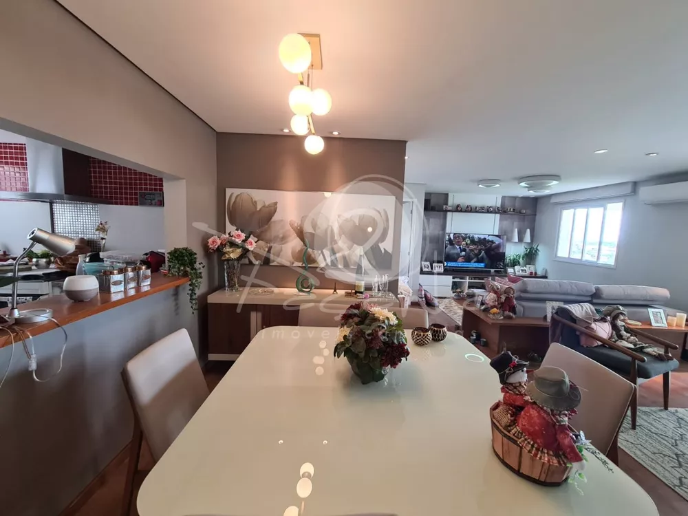 Apartamento à venda com 3 quartos, 129m² - Foto 4