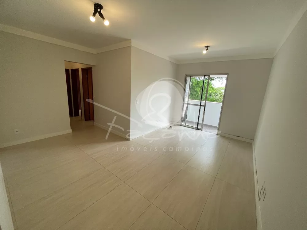 Apartamento à venda com 3 quartos, 92m² - Foto 1