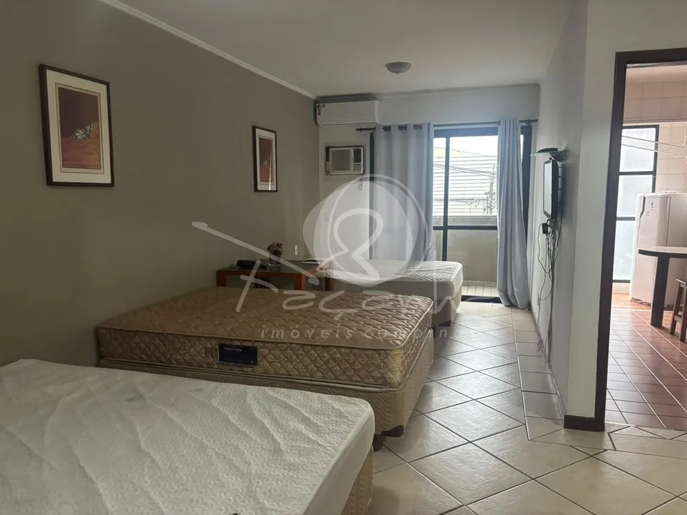Apartamento, 1 quarto, 62 m² - Foto 2