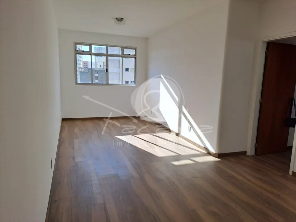 Apartamento à venda com 2 quartos, 74m² - Foto 1